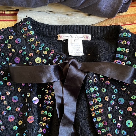 Nanette Lepore size small shrug/cardigan, fully embellished, silk tie front nwot - Picture 5 of 6